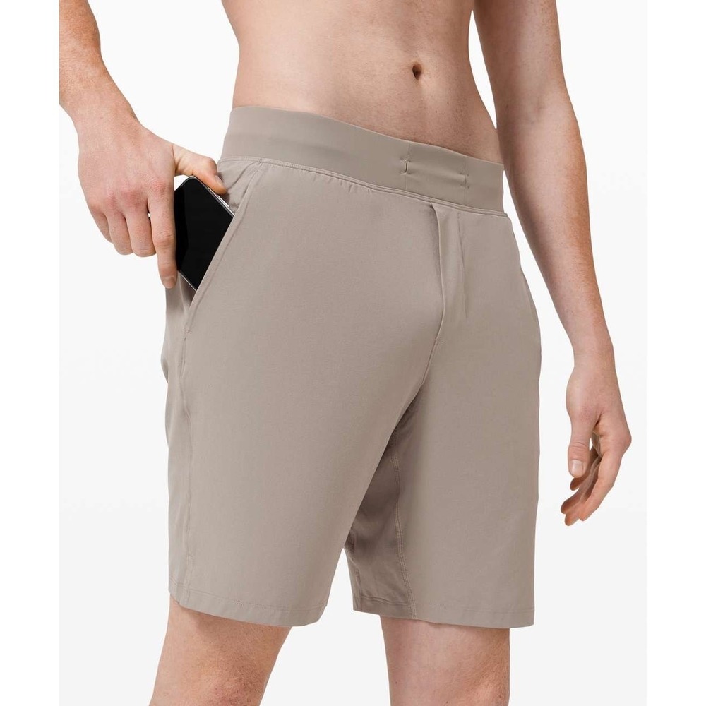 Lululemon T.H.E. Short 9” Linerless Swift Gray Training Gym Mens L M7AJBS